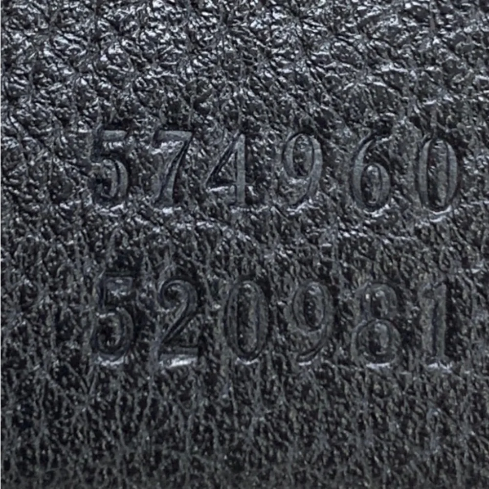 ❤️❤️”GUCCI RED VELVET BUCKET BAG”❤️❤️ - Picture 7 of 9